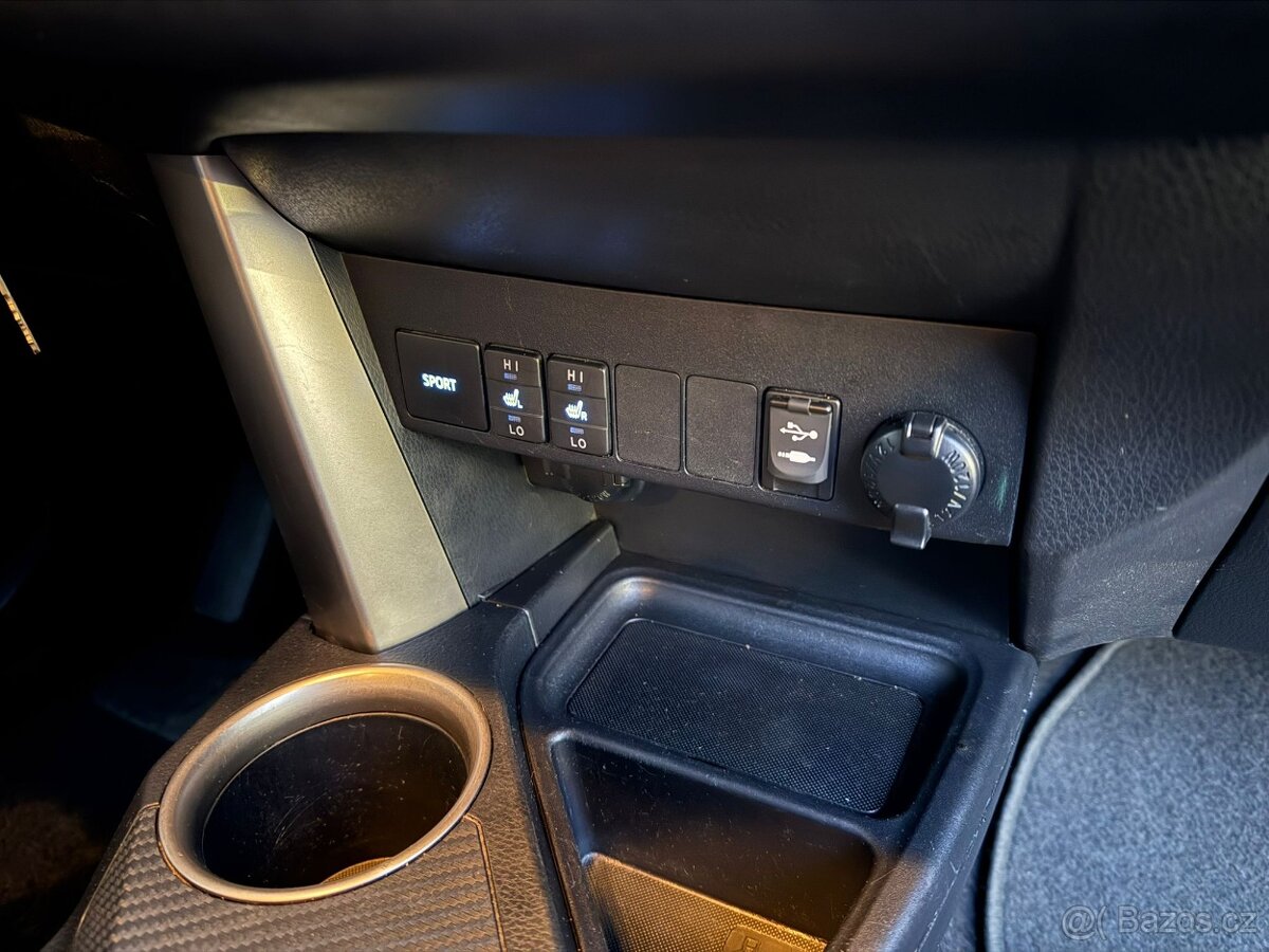 Toyota Rav4 2.2 D-4D 4X4 Man. Tažné - záruka Autodraft - 15