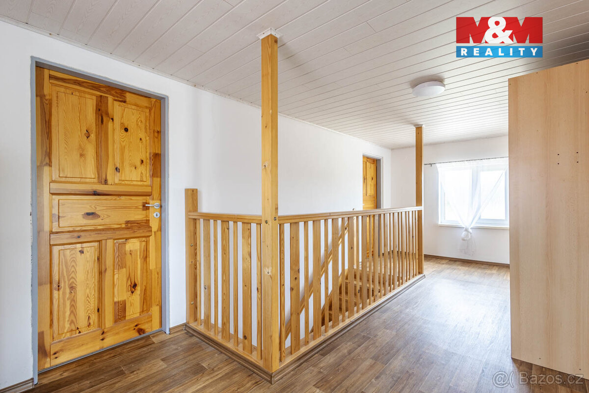 Prodej rodinného domu v Holanech - 15
