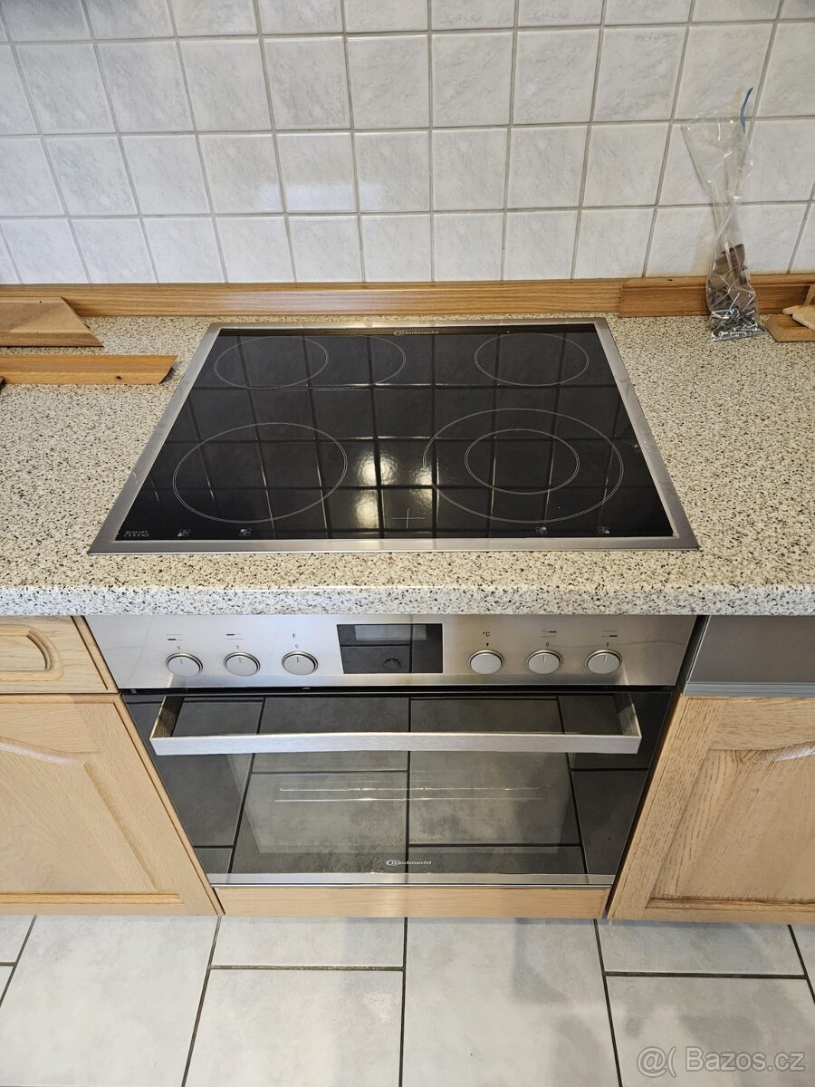 Kuchyňská linka se spotřebiči z Německa - 15