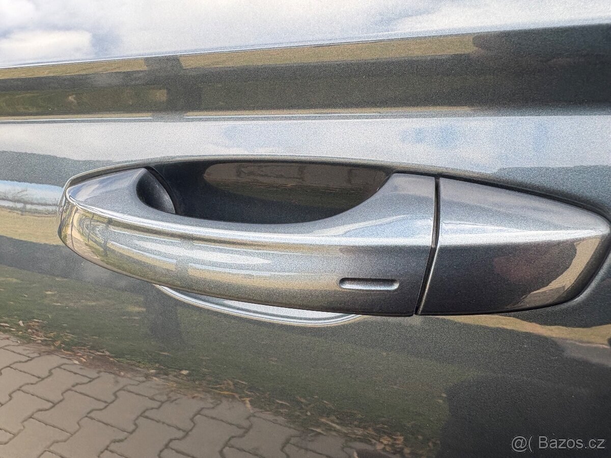 Škoda Karoq 1.5tsi Sportline m.r.2021Matrix acc kamera - 15