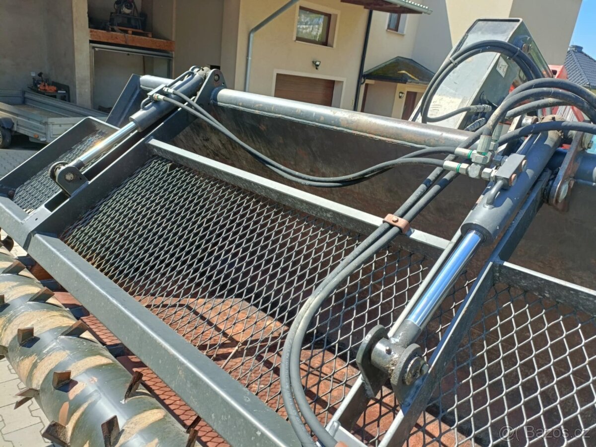 2016 Nakládací lžíce s frézou MX pro Manitou - 15