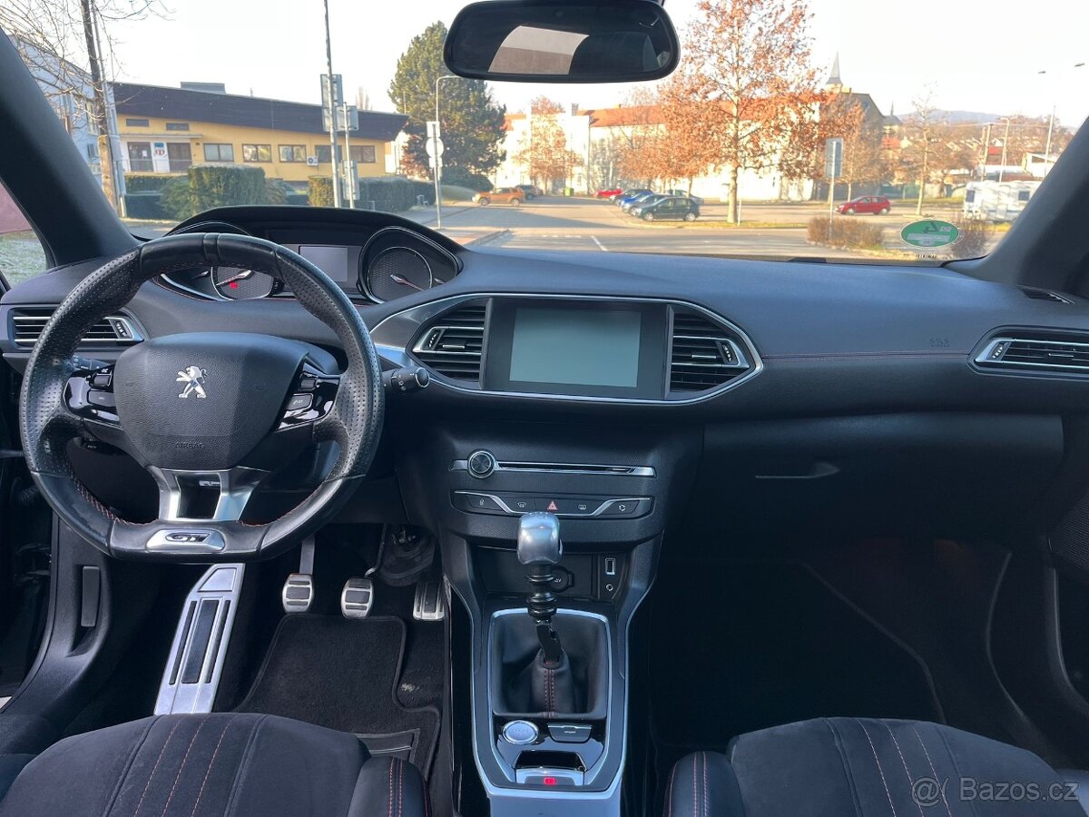 Peugeot 308 SW GT Full vybava - 15