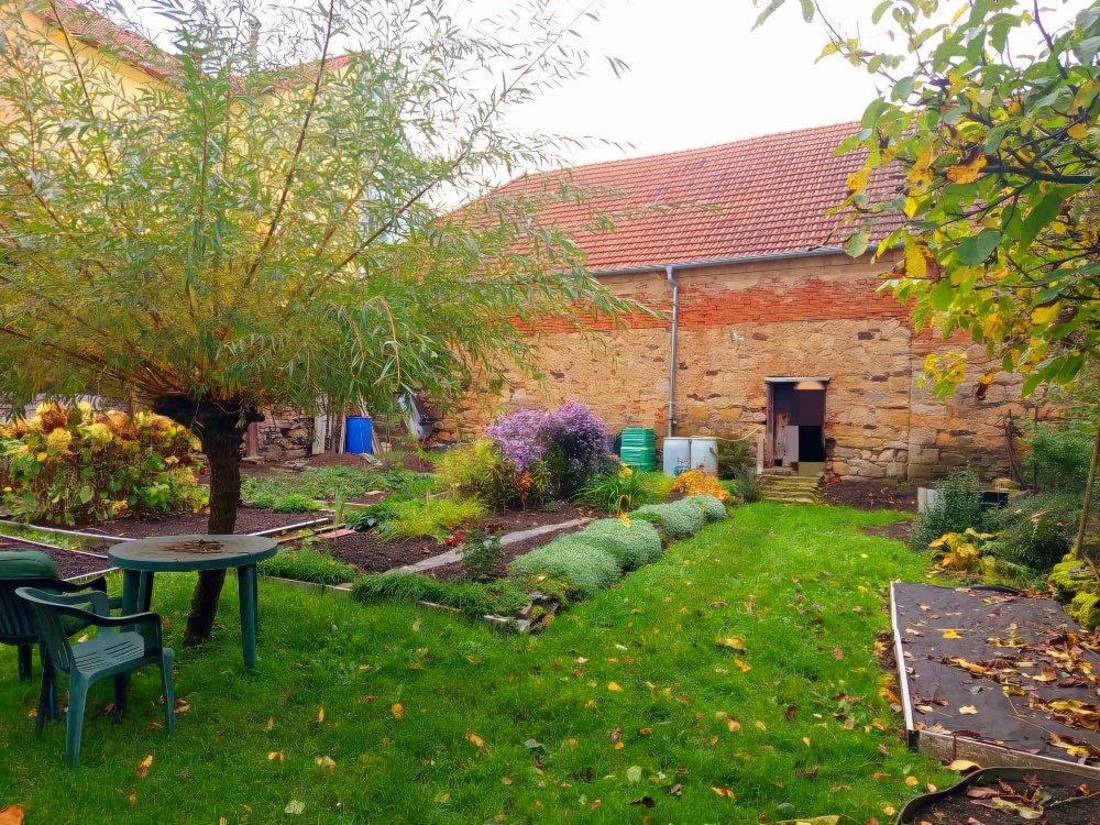 Prodej RD se 3 bytovými jednotkami, Božkovské náměstí, Plzeň - 15