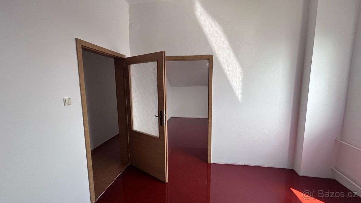 Byt 3+1 79 m Miloňovice - 15