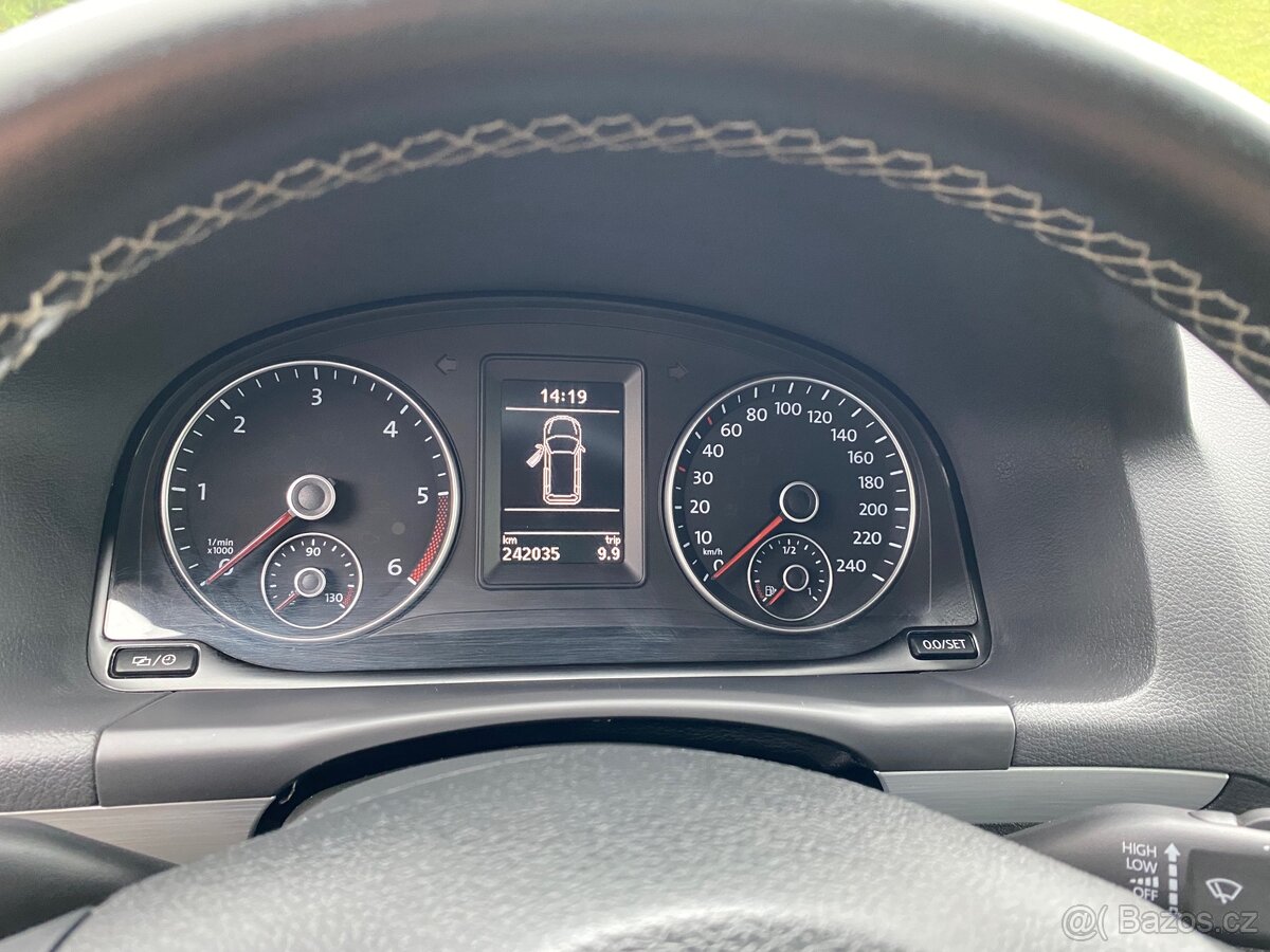 VOLKSWAGEN TOURAN 2.0TDI 103KW - 15