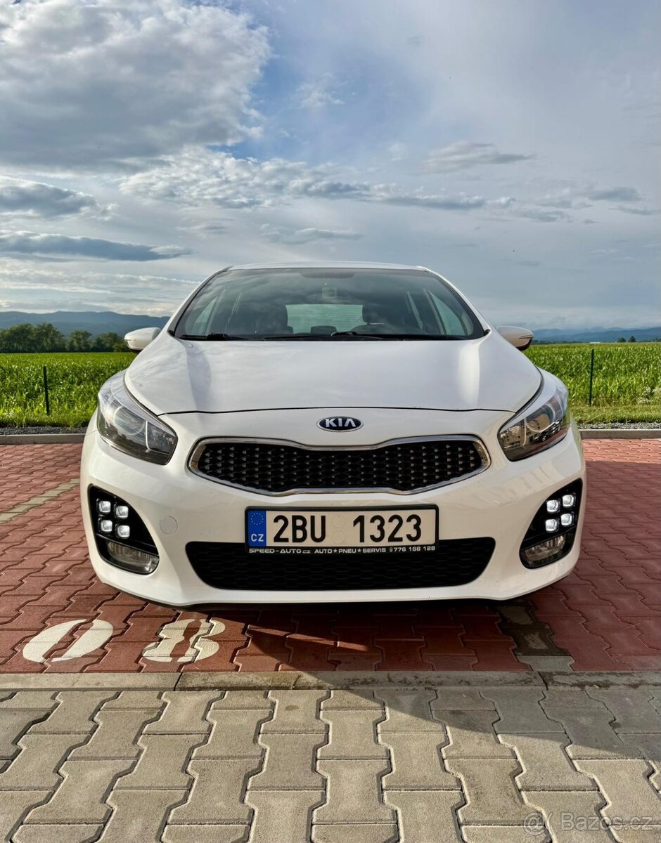 Kia Ceed 1,6 crdi 100 kw Gt line automat - 15