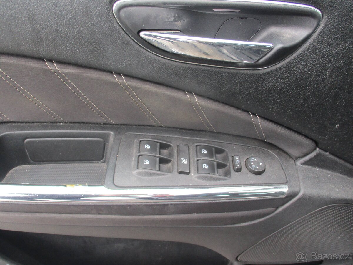 LANCIA DELTA 1,6JTD 88kw Oro bez koroze 12/2008 na díly nebo - 15