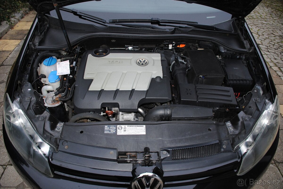 VW GOLF 6 2.0TDi 81kW - climatronic - navigace - handsfree - 15
