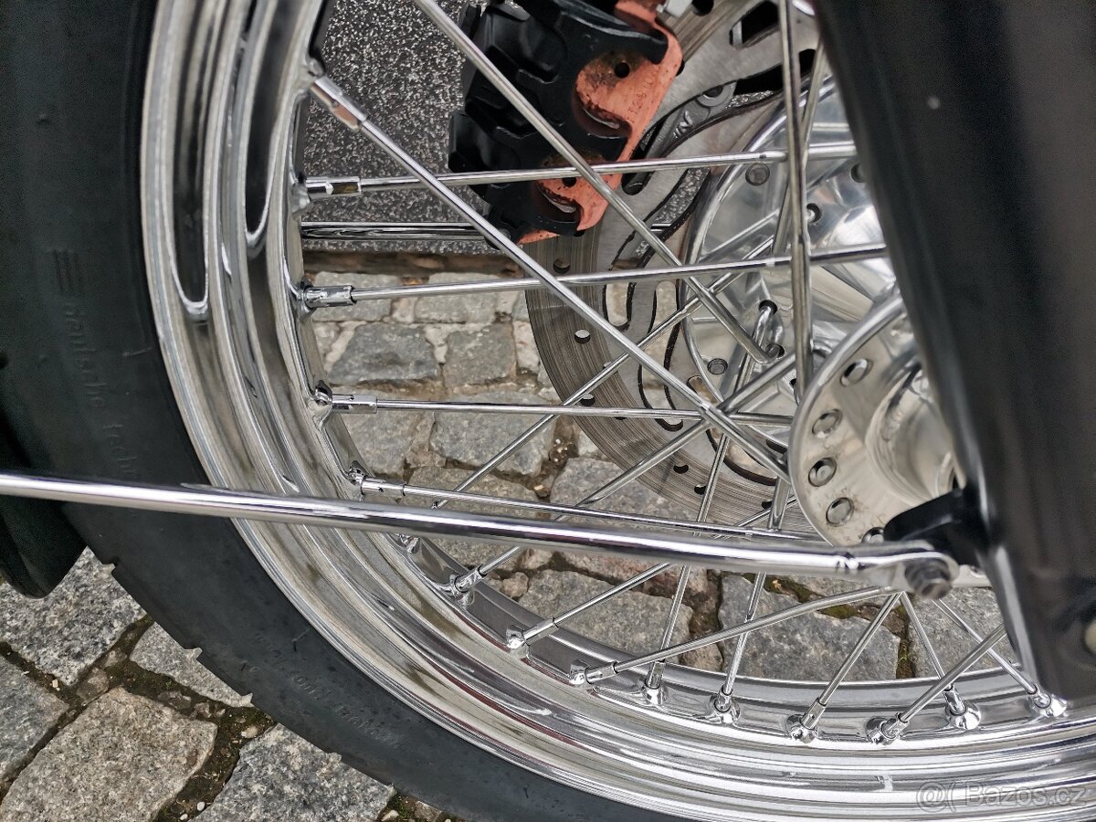 Triumph Bonneville T100 - 15