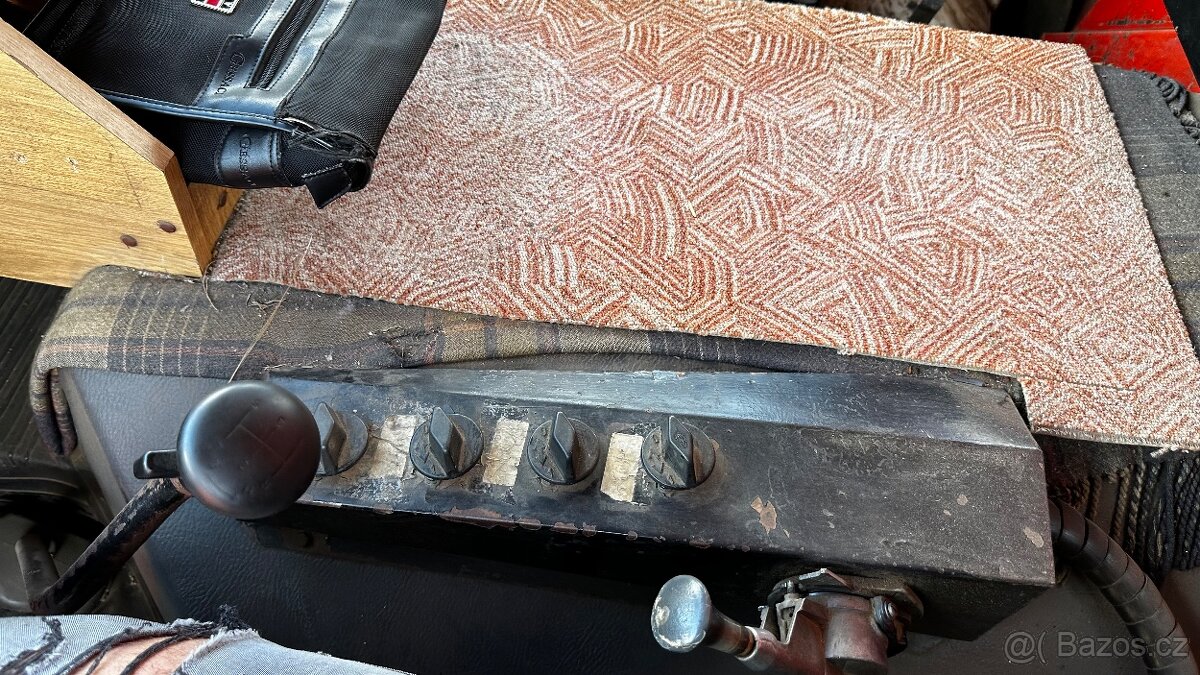 TATRA 815 SKLÁPĚČ 10V S3 6x6 - 15