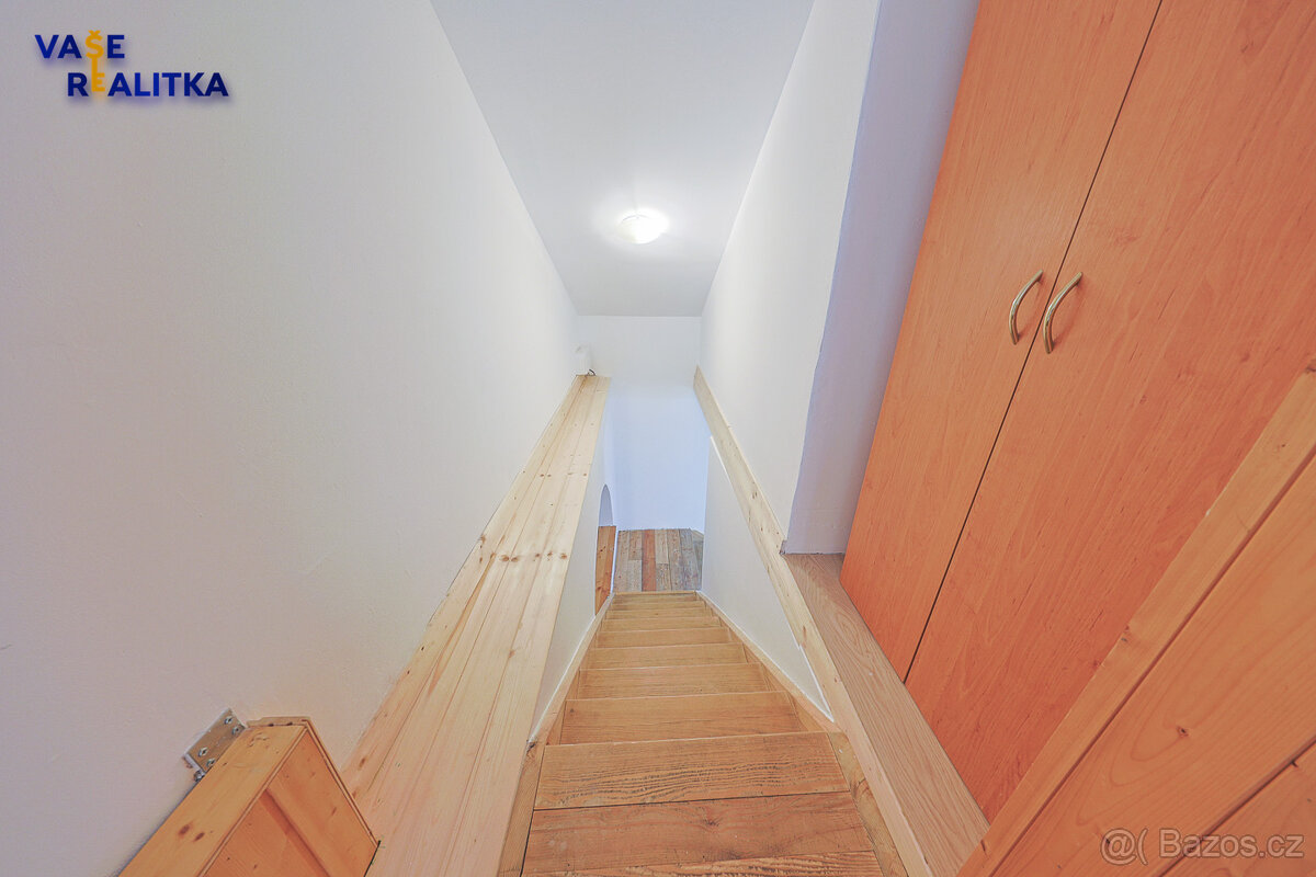 Pronájem, rodinný dům, Valšovice - 15