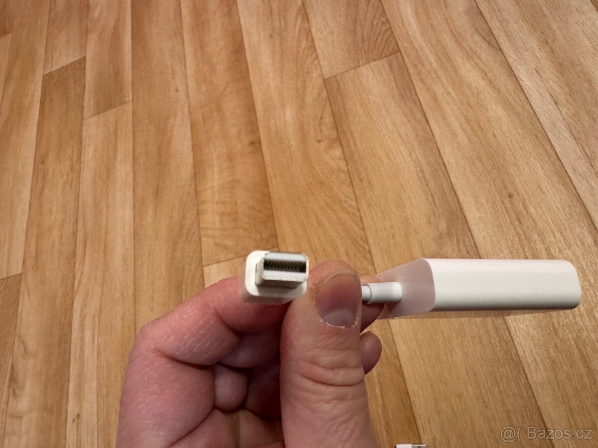 Apple kabely – iPhone + VGA MacBook Air TOP STAVe - 15