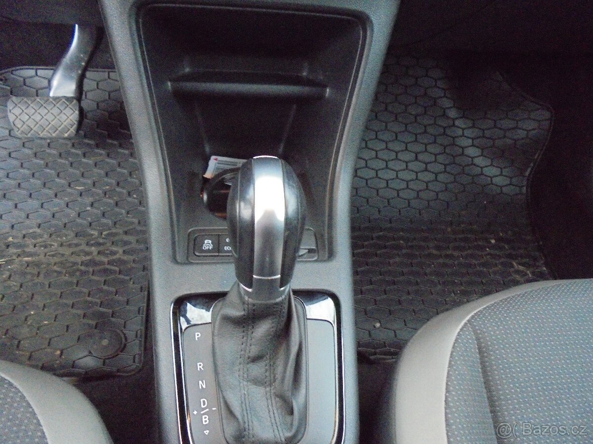 Volkswagen E- UP - 15