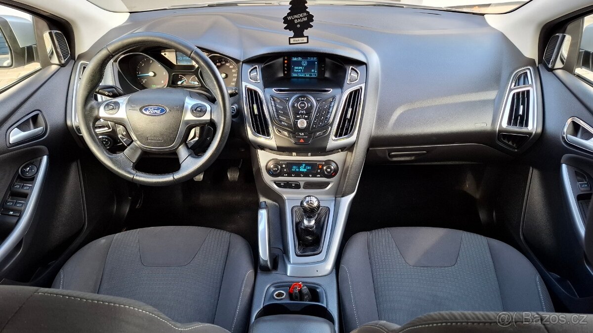 Ford Focus III Kombi 1,6 TDCi - 85kw. Nová STK - SLUŠNÝ STAV - 15