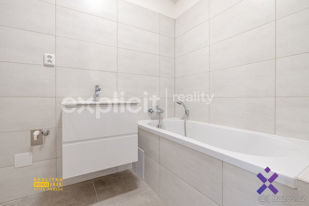 Prodej bytu 3+kk, 75 m²; Hostovlice, ev.č. 02445 - 15