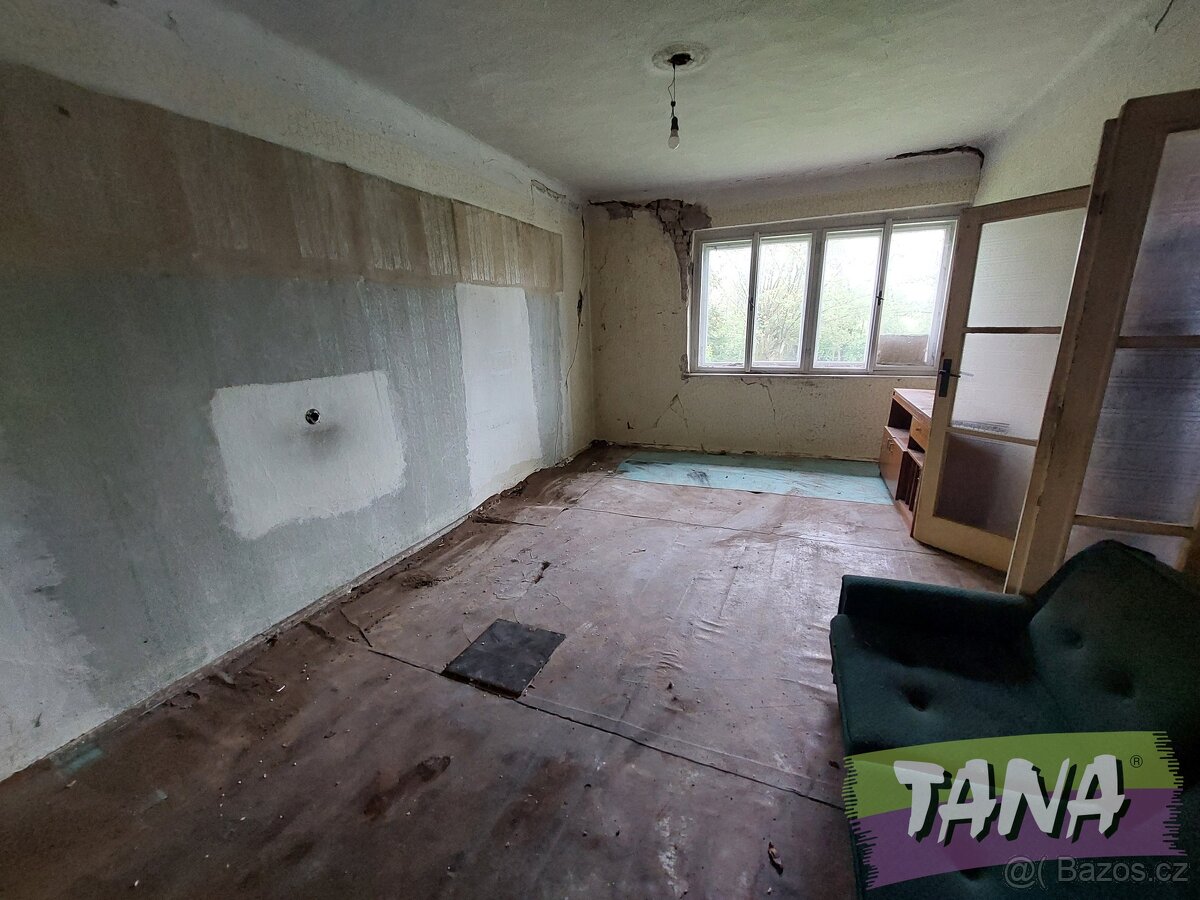 Prodej podílu o velikosti 1/2 - Zemědělská usedlost v Českém - 15