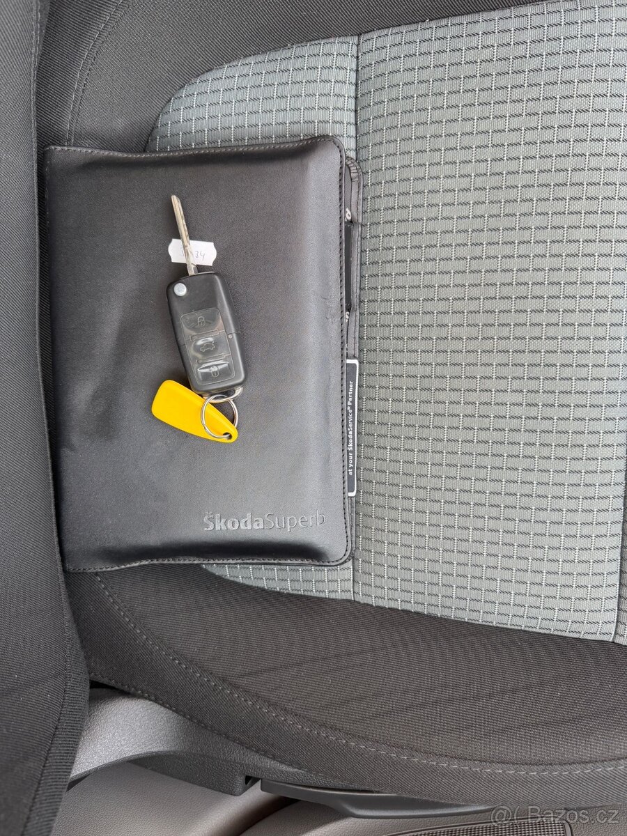 Škoda Superb 2.0 TDI DSG - 15