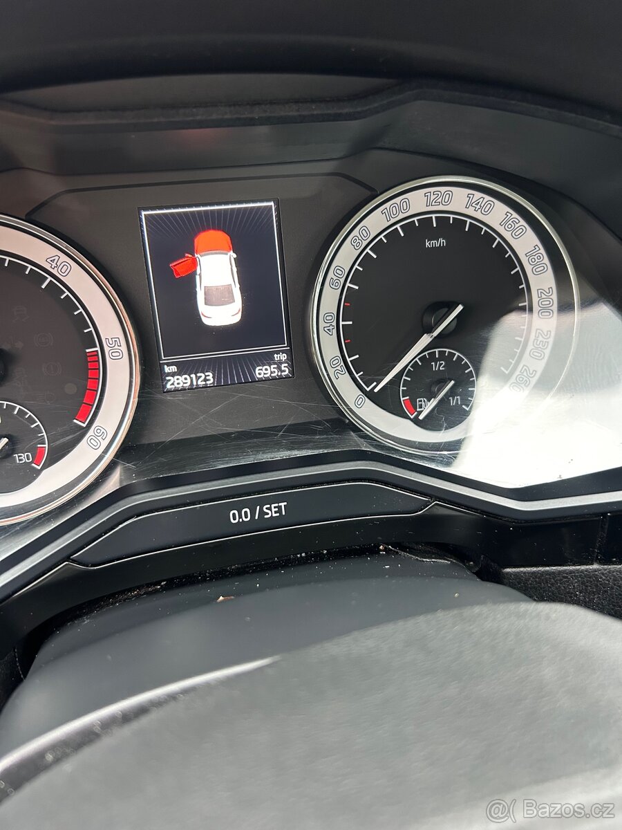 Skoda superb 3 2.0 tdi 110kw l&k r.v 2016 naj 290t km cz - 15