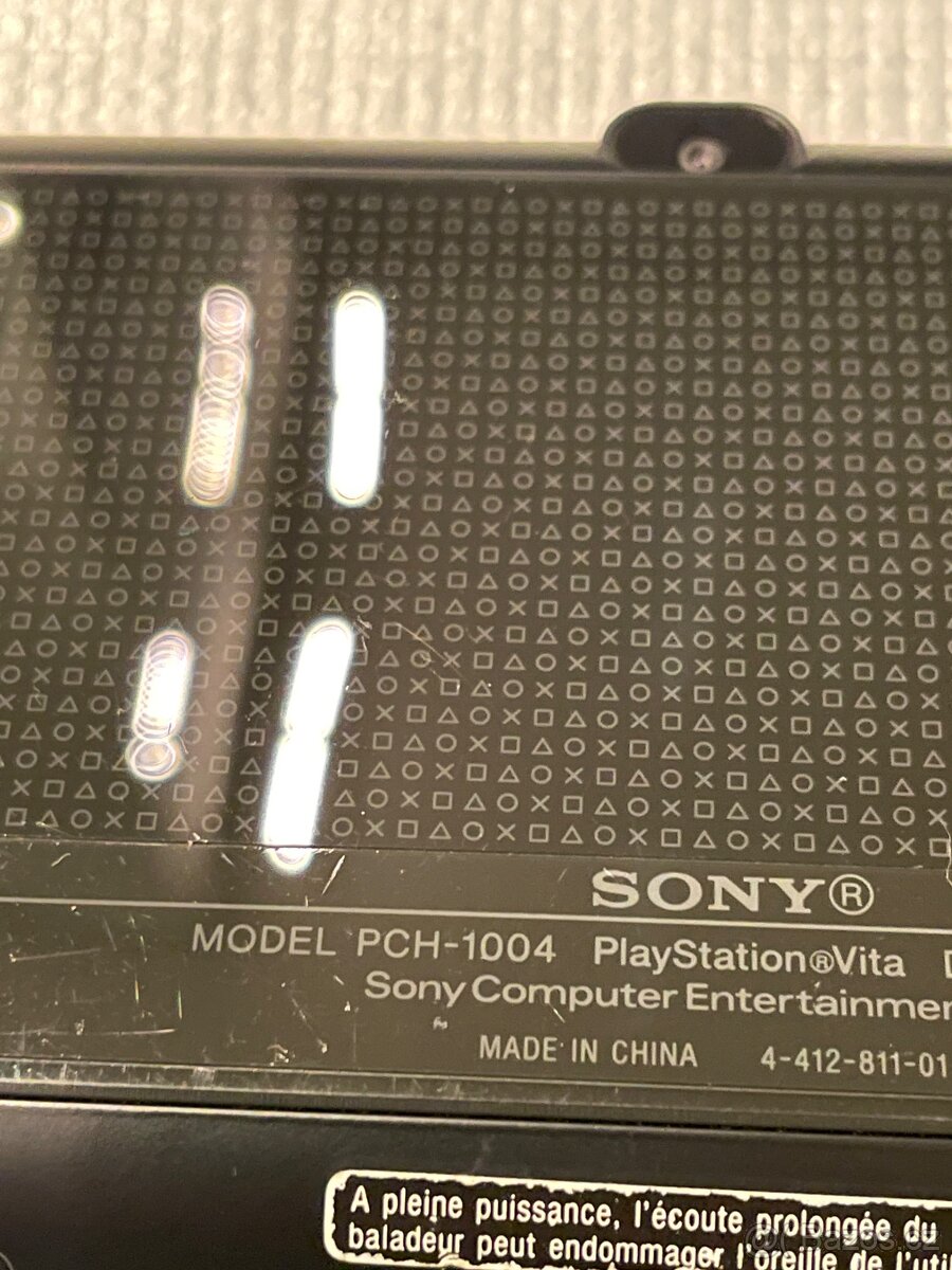 PS VITA PCH-1004 Oled 16GB / komplet box - 15