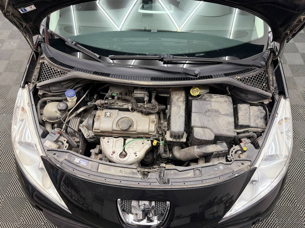 Peugeot 207 TRENDY 1.4 - 15