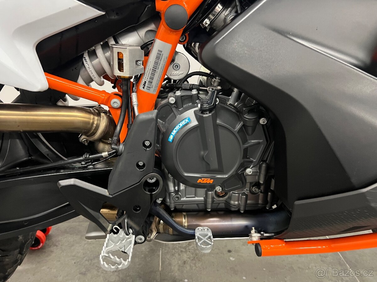 KTM 890 adventure R - 15