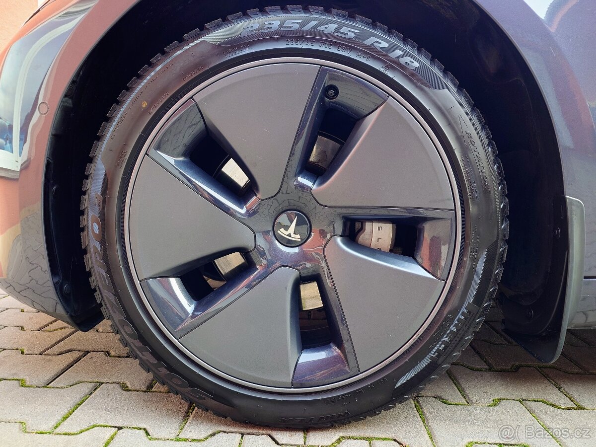 Tesla Model 3 Standard Range Plus 239 kW SOH 94,0% (ODPOČET - 15
