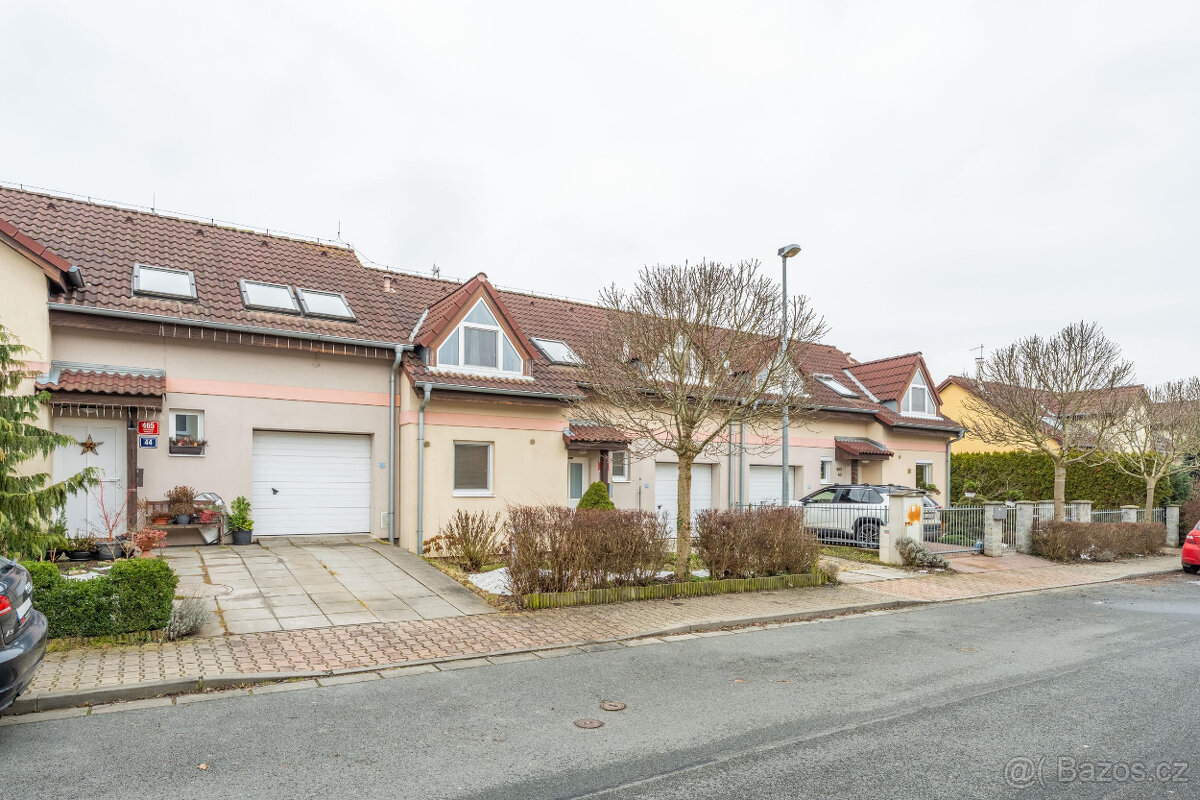 Řadový rodinný dům 5+1 - Satalice - 15