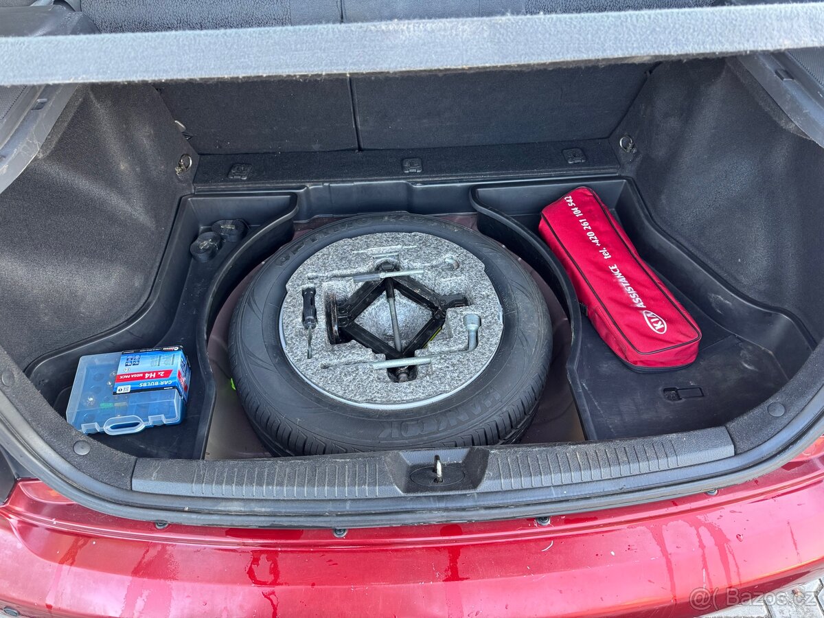 Kia Cerato - 15