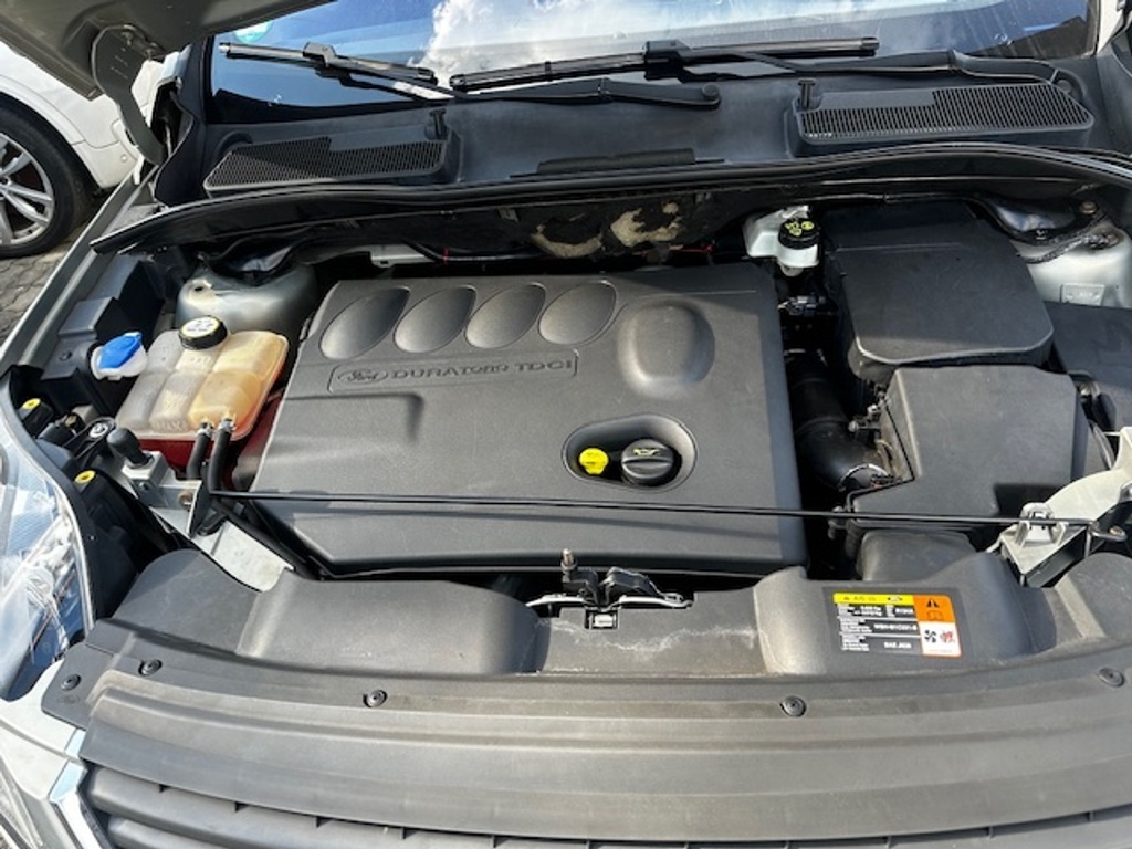 Ford Kuga 2.0TDCi 4WD, r.2008, serviska, STK,klima - 15