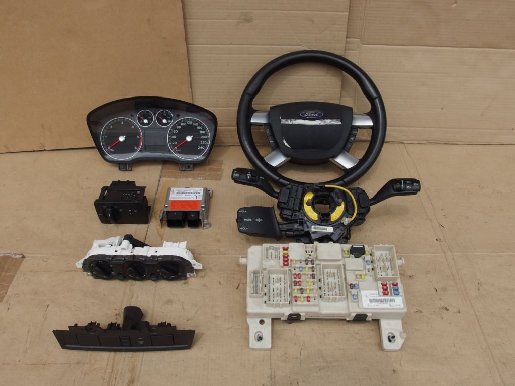 Náhradní díly Ford Focus II combi - 15