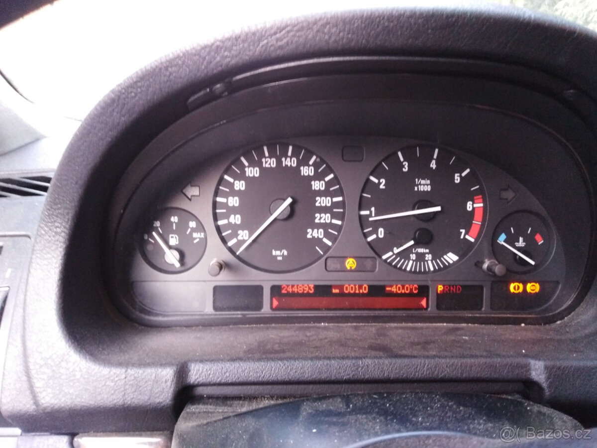 BMW E53 X5 na náhradní díly 3.0D a 4.4i šíbr, navi 16:9 - 15