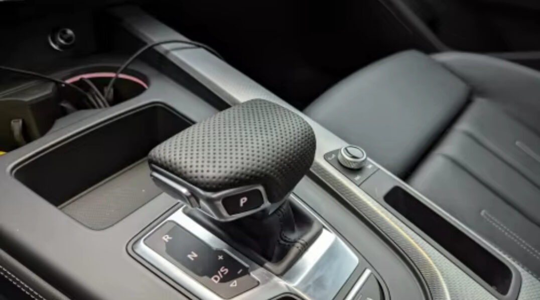 Vrch kryt hlavice radici paky AUDI - 15