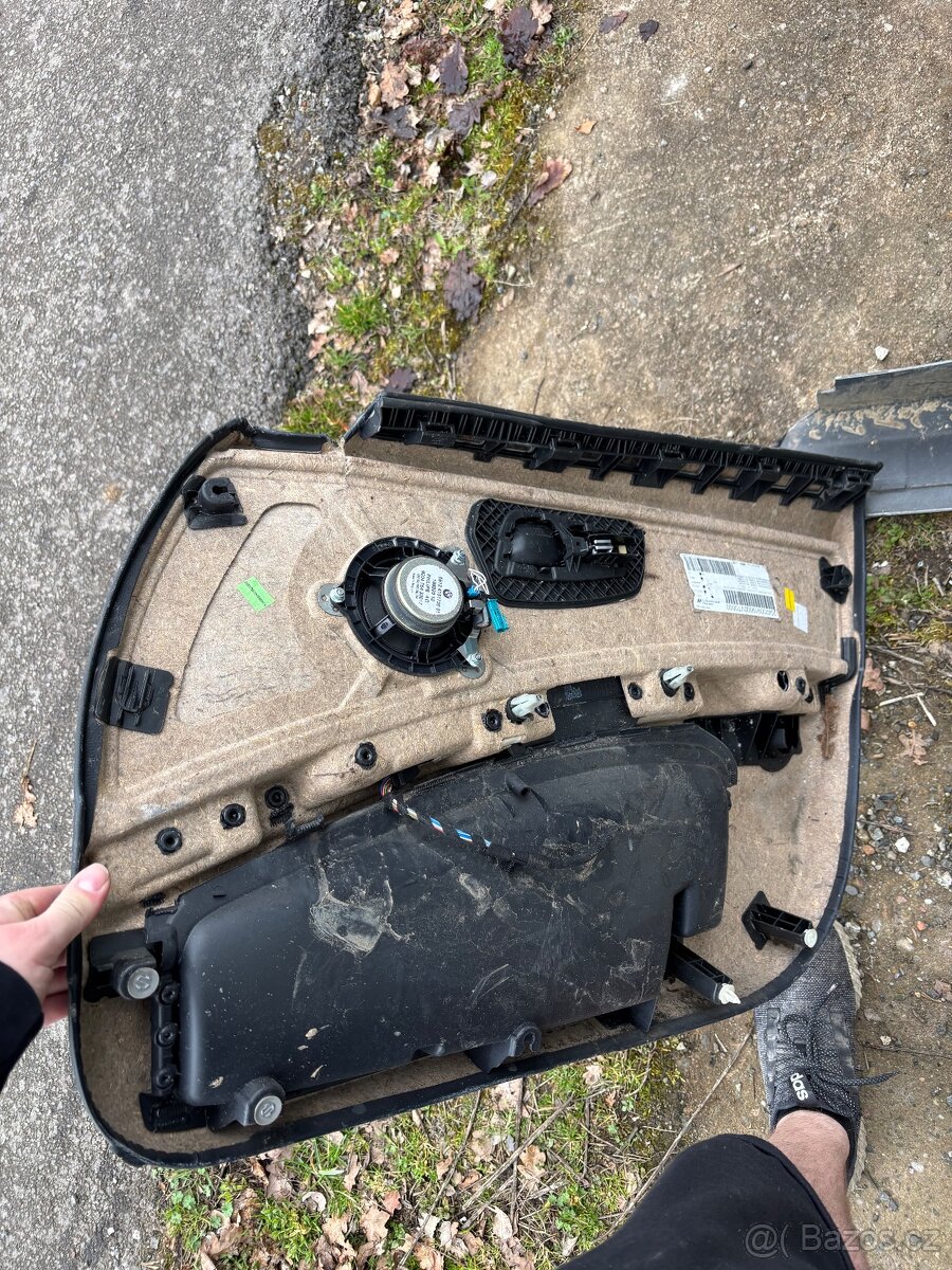 BMW E90 325i bourané ND - 15