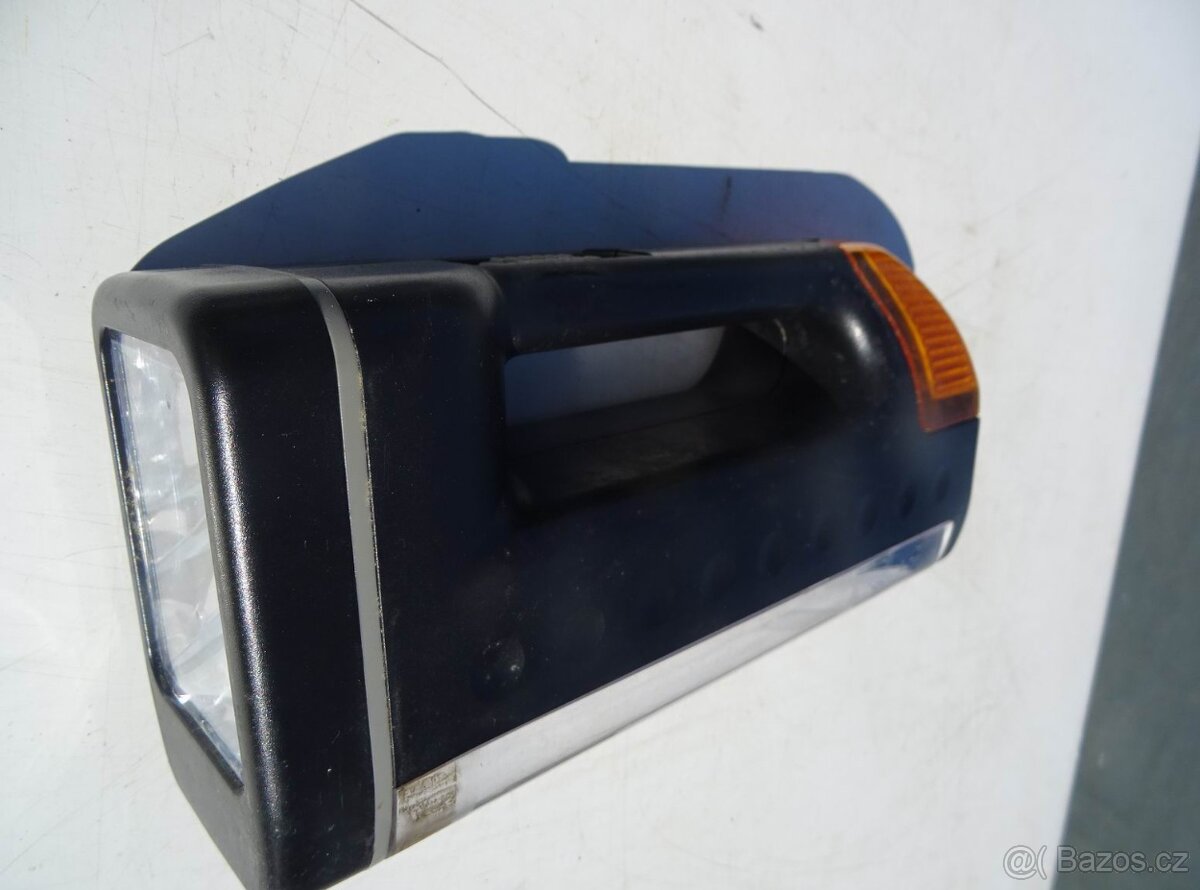 SVÍTILNY - BATERKY RETRO - 15