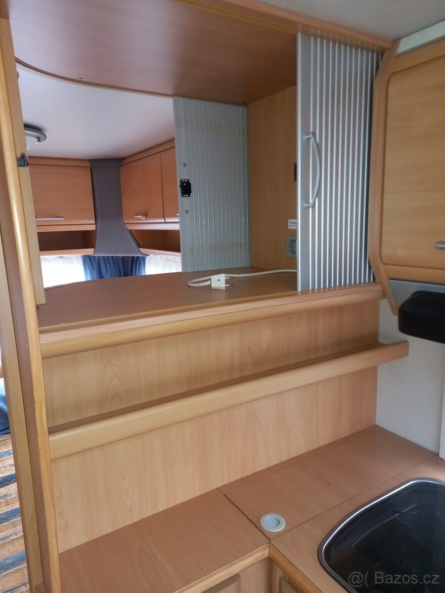 Prodám karavan KNAUS SUDWIND 500 .. MARKIZA - 15