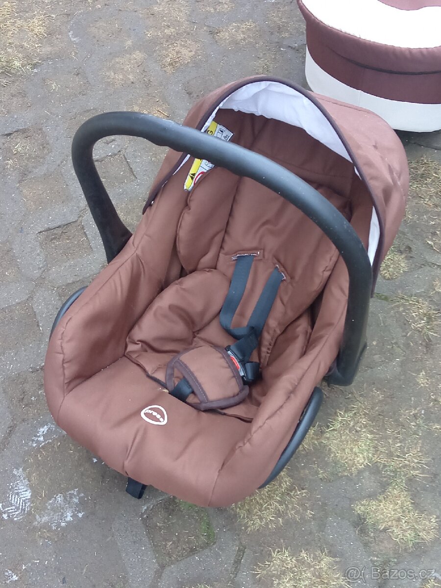 Dětský kočárek - 15