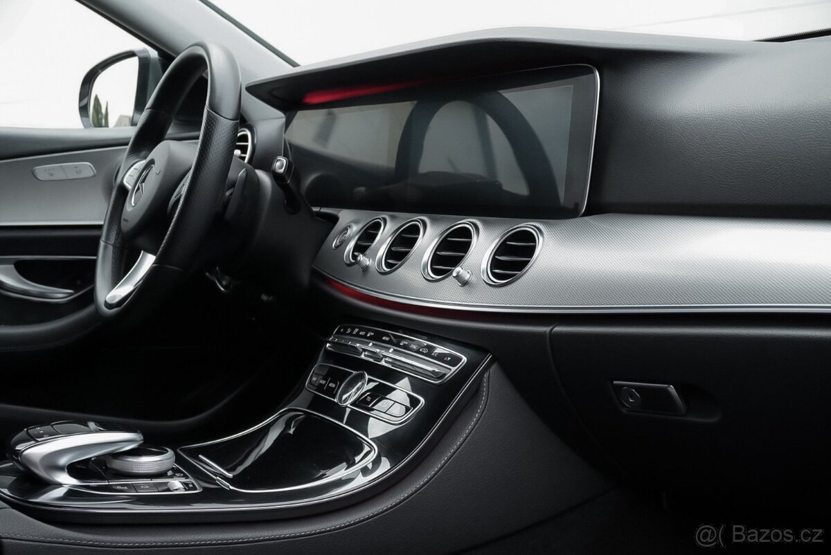 Mercedes-Benz E 220 E 220 d AMG LINE - 15