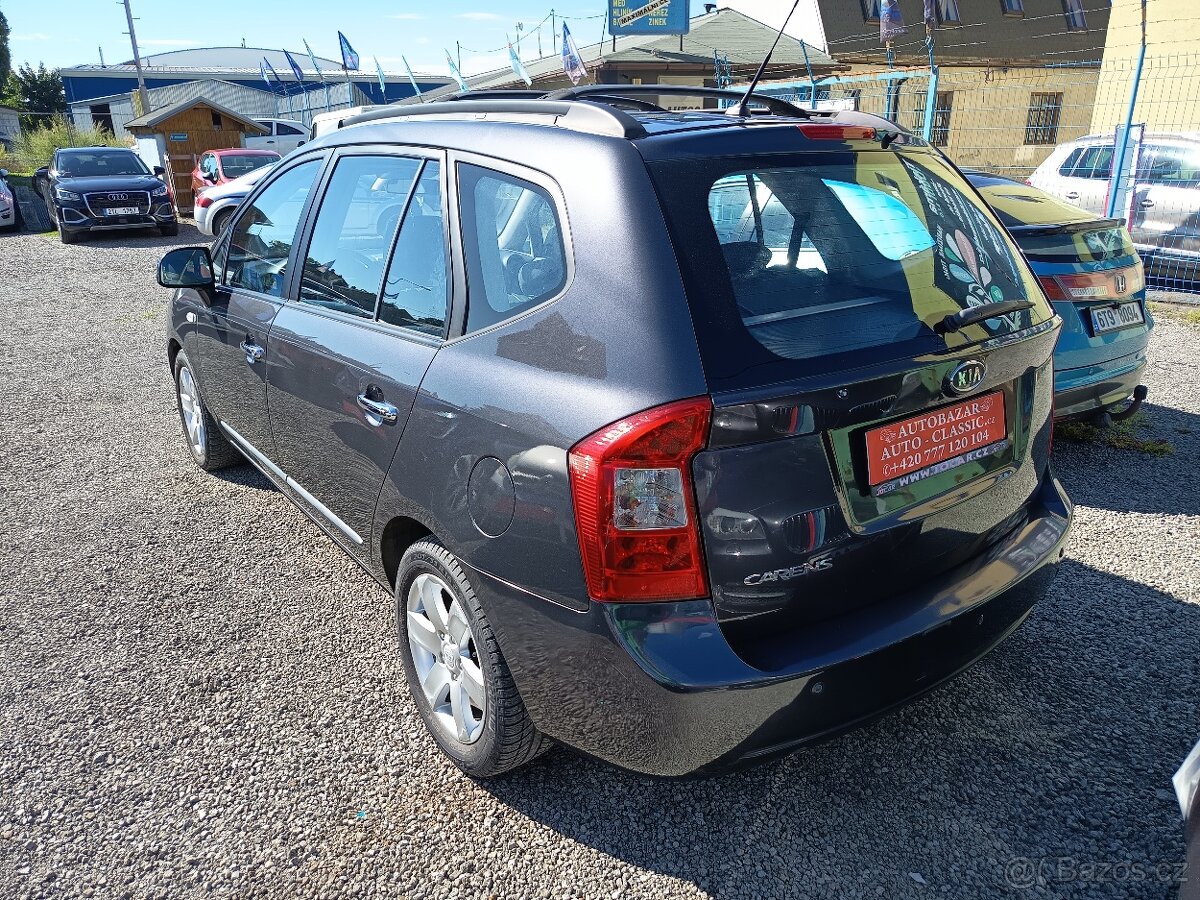 KIA Carens 2,0i16V Family 106kw - 15