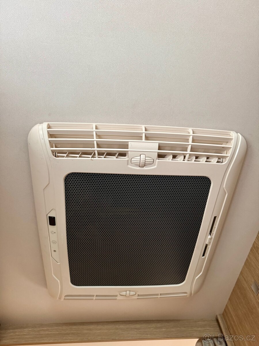 OBYTNÉ AUTO RIMOR SEAL 5 2019 najeto 59 600km odpočet DPH - 15