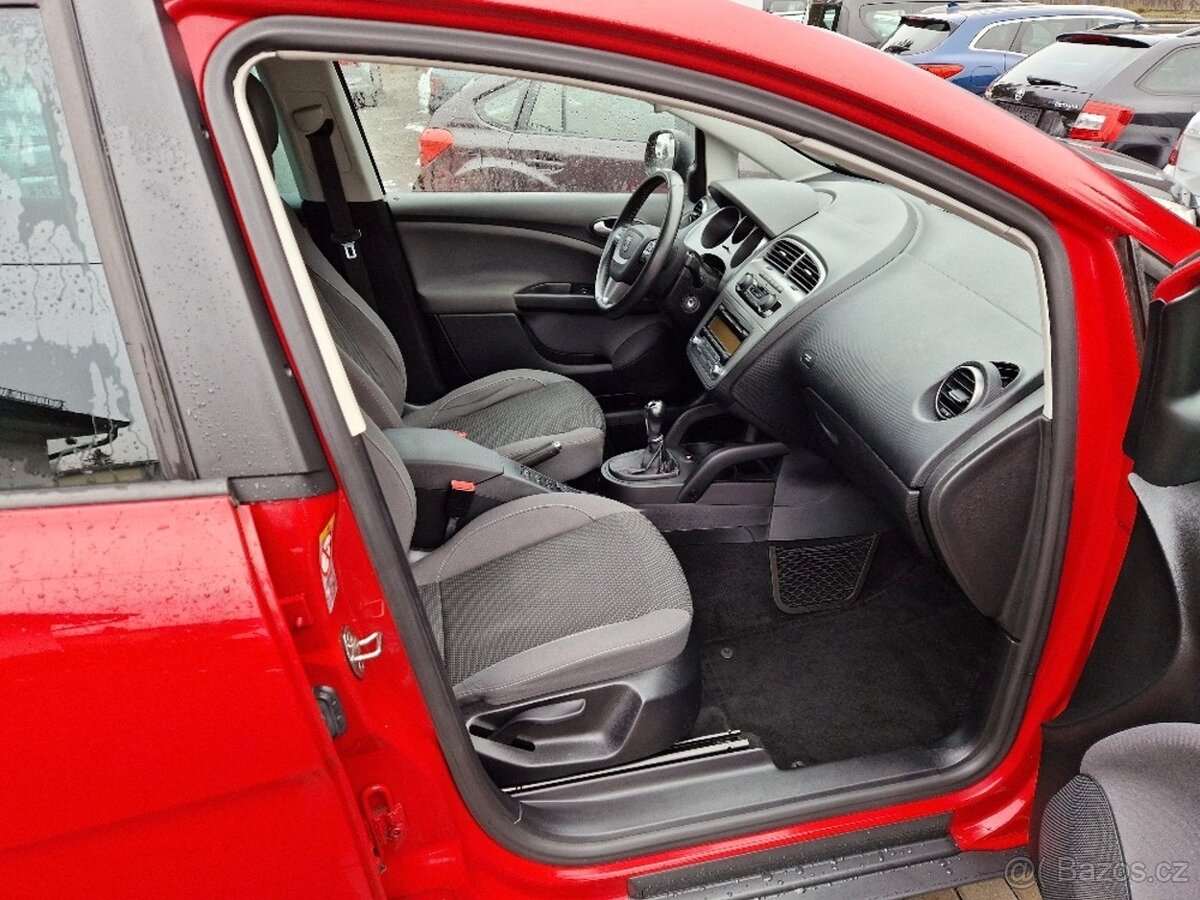 SEAT Altea XL, r.v. 2015, 145 tis. km, plný servis - 15
