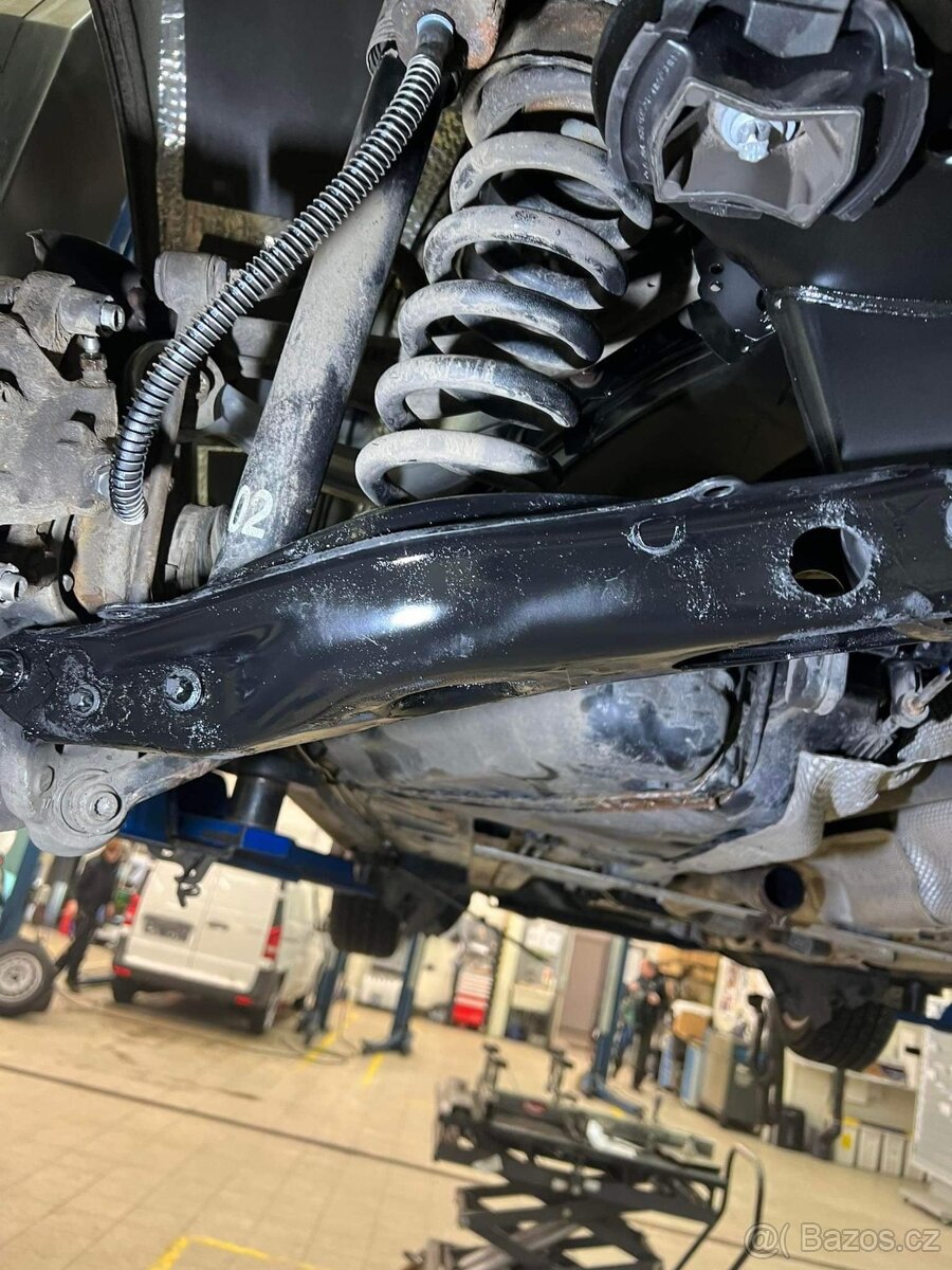 S/W204 Mercedes Benz 2009 AMG - 15