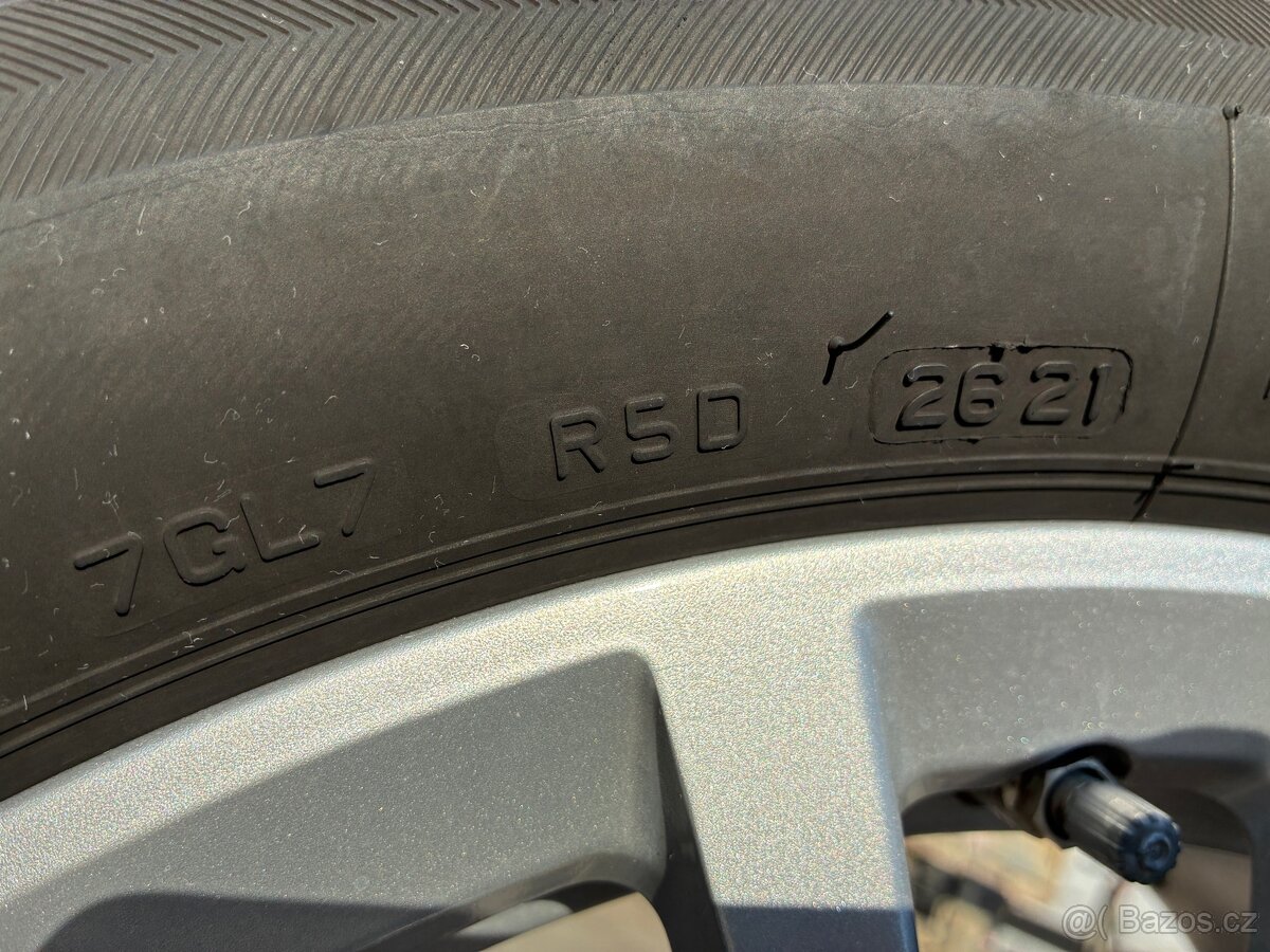 Sada originálních disků BMW a letních pneu Bridgestone BMW 2 - 15