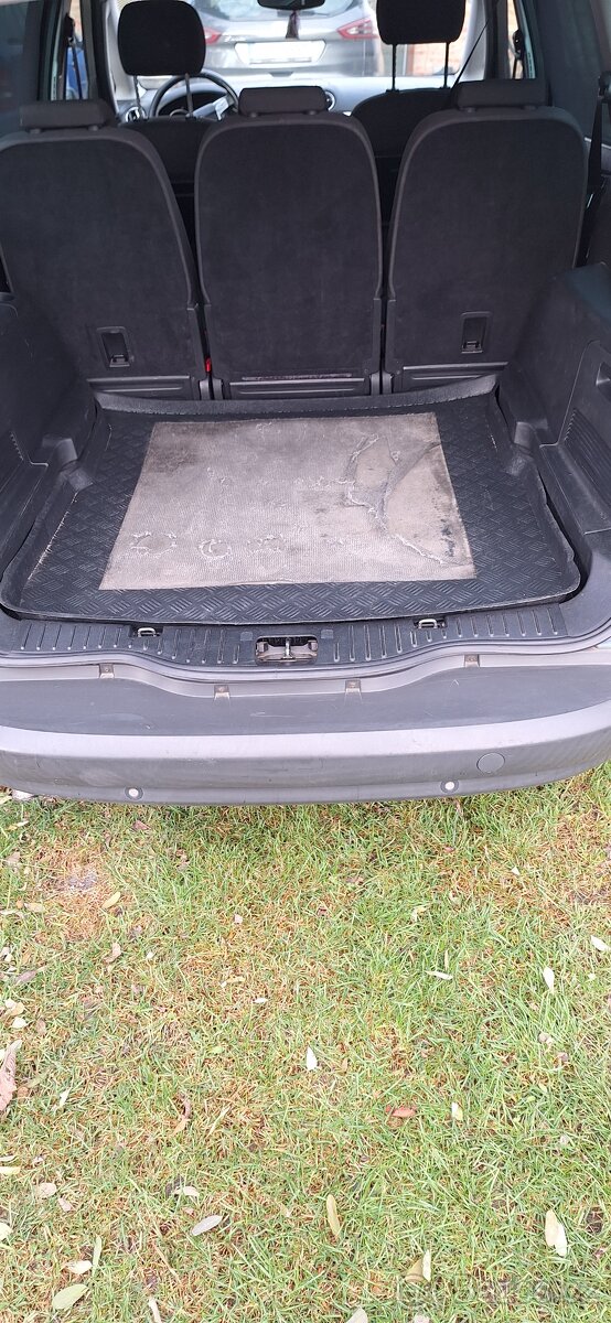 Ford S-max 2.0 103 kW - 15