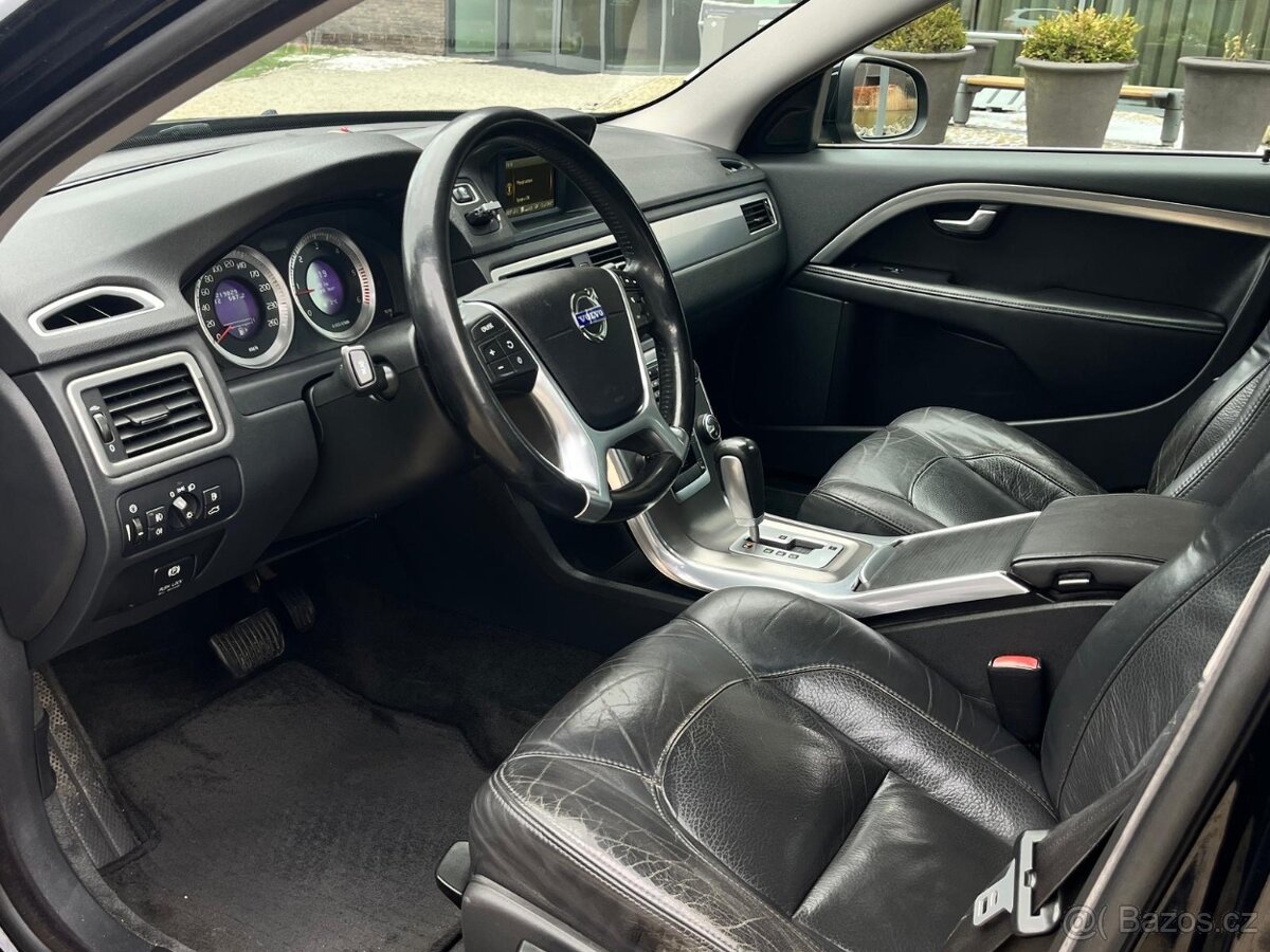 Volvo V70 2.4 D5 5VÁLEC AUTOMAT SENZORY TAŽNÉ SERVISKA - 15