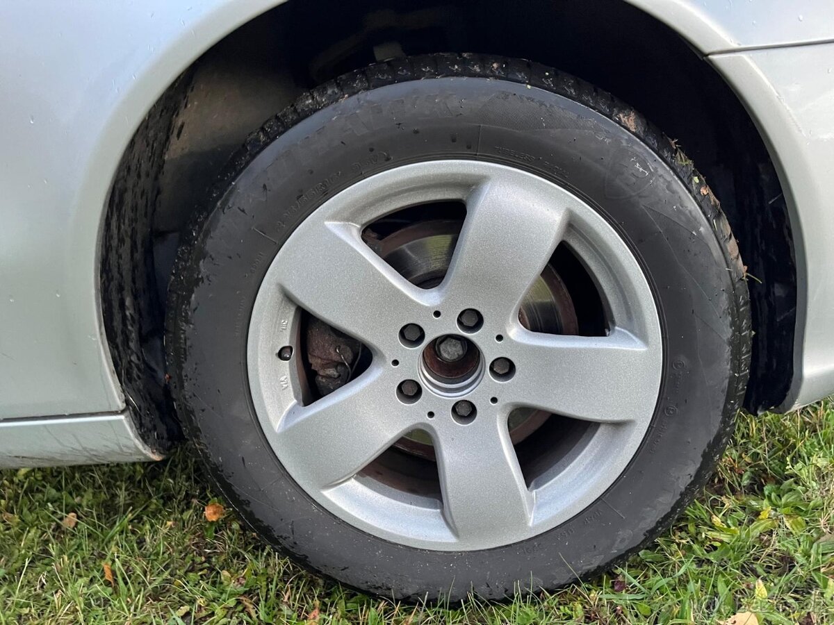 MERCEDES-BENZ E 280 elegance - 15