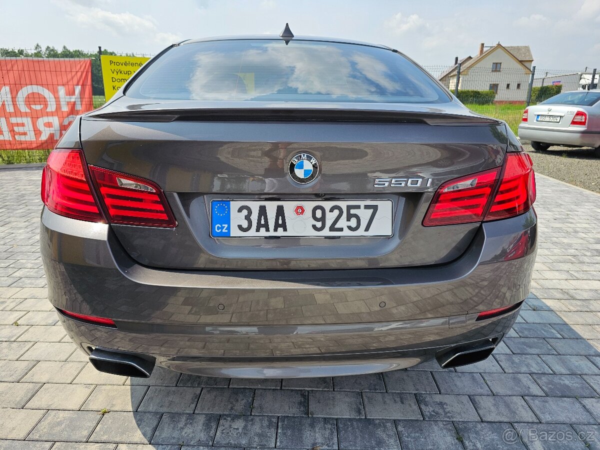 BMW Řada 5, 550I XDRIVE - 15