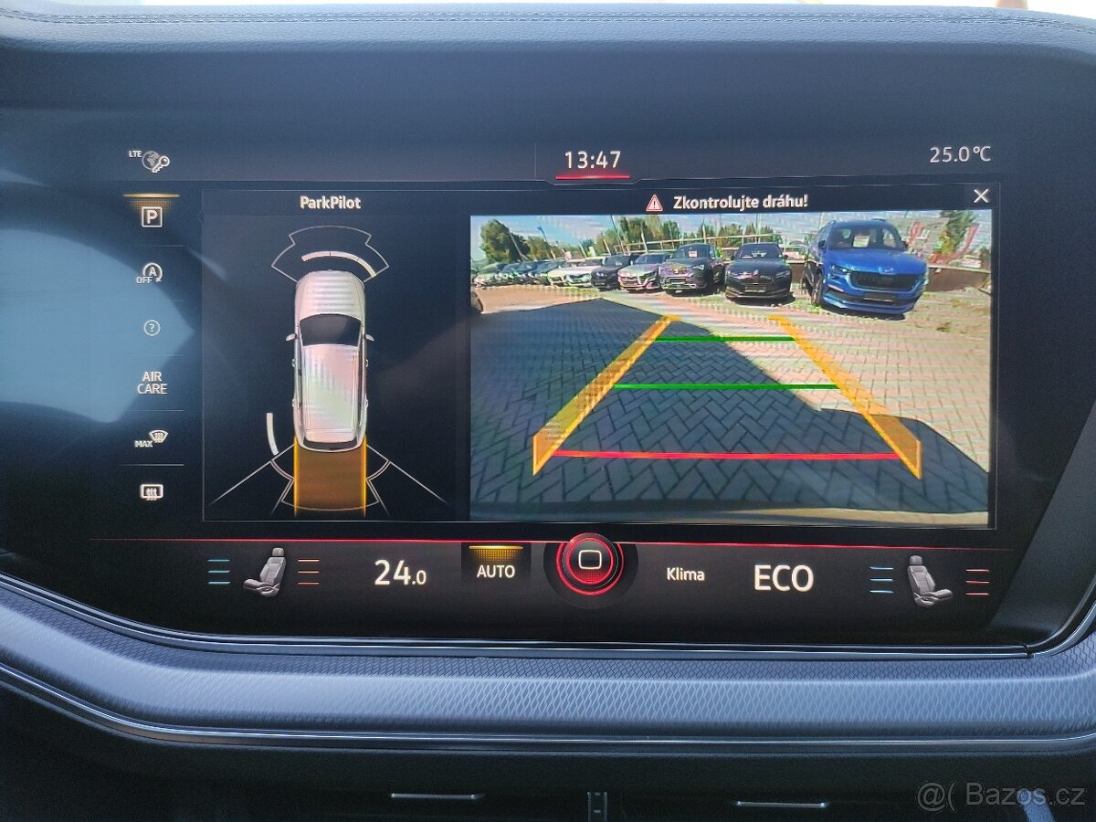 VW Touareg TDi R-Line BLACK STYLE VZDUCH VIRTUAL TAŽNÉ - 15