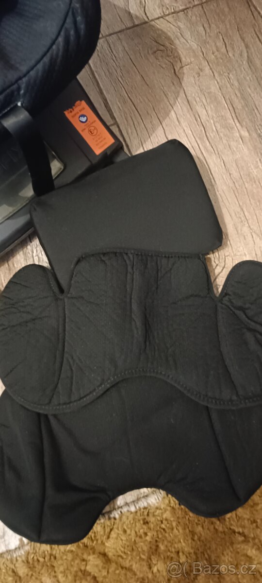 Set od 0.měs. až 4-5let včetně Isofix základny - 15