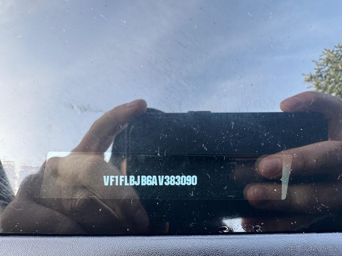 RENAULT TRAFIC 2.5DCI 107KW LONG 5 MÍST R.V.2010 - 15