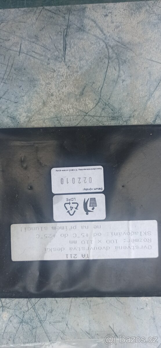 Velké množství součástek - 15